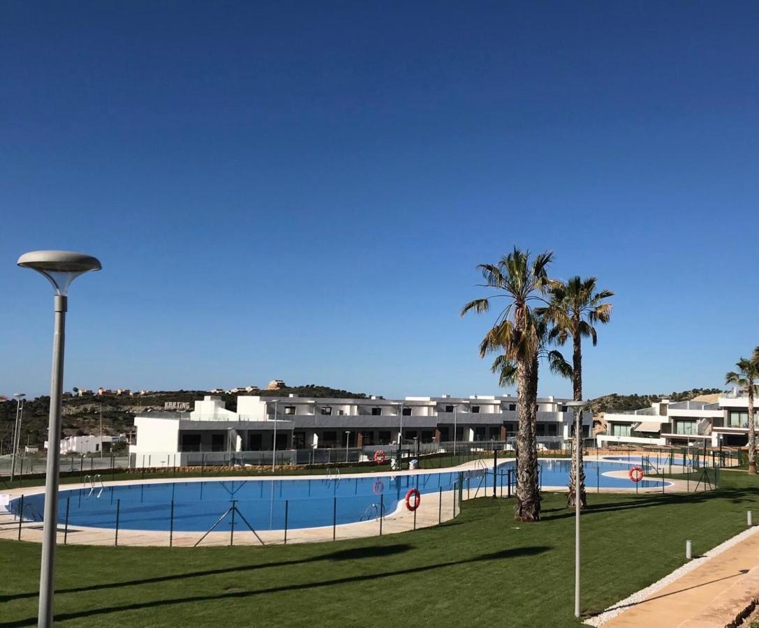 Casa Holiday Finestrat - 3 Bedroom Flat With Common Pool Eksteriør billede